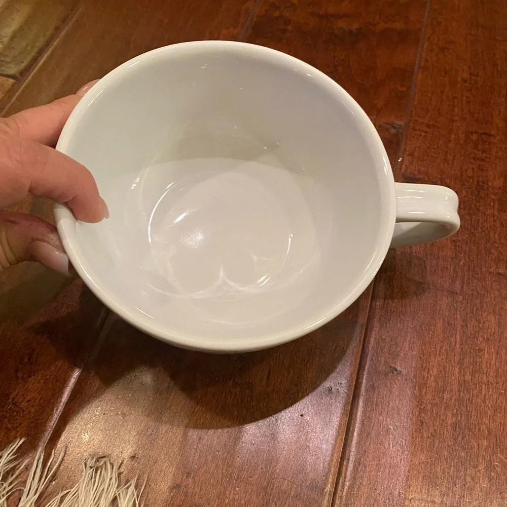 Pottery Barn 16oz latte mug